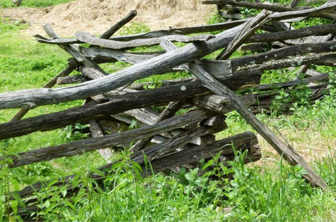 A Split Rail Fence Adds Rustic Charm to Your Home